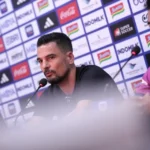 Carlos Pena Tekankan Kontrol Kepercayaan Diri Pemain