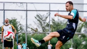 Persebaya Latihan Intensif, Target 3 Poin Kontra Persija di GBT